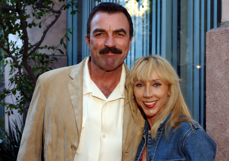 Tom Selleck made a rare appearance on his daughter Hannah’s social media feed. The actor was photographed in casual clothes and with a graying beard.