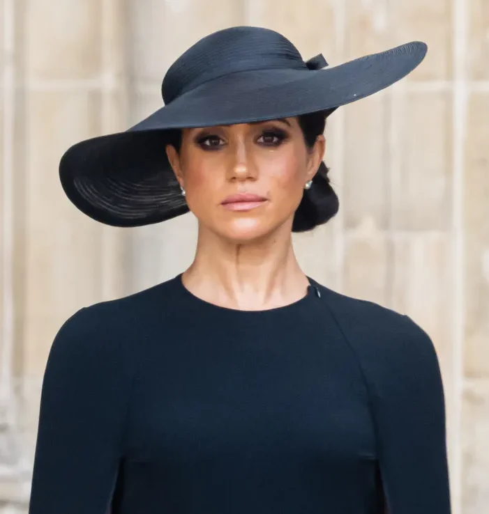 ‘How Insulting’: Meghan Markle Wears Princess Diana’s Necklace in Nigeria, Sparking Reactions