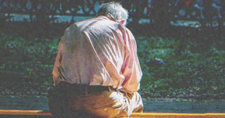 Man Who Left His Wife of 47 Years Begs on His Knees for Her Forgiveness Months Later — Story of the Day