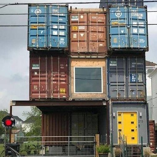 Man Uses 11 Shipping Containers To Build His 2,500 Square Foot Dream House, And The Inside Looks Amazing