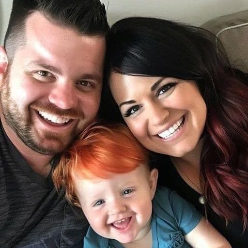 Man Has DNA Test Done on Son Who ‘Doesn’t Look Like’ Him, Wife Gathers Family upon Receiving Results