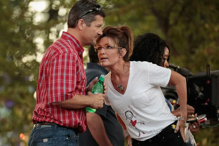 Sarah Palin’s Journey: A Life of Politics, Love, and Resilience