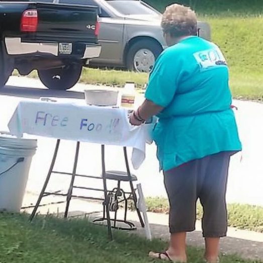 Sweet Lady Feeds Local Kids for Free – When a Neighbor Tried to Kick Her Out, the Unbelievable Happened