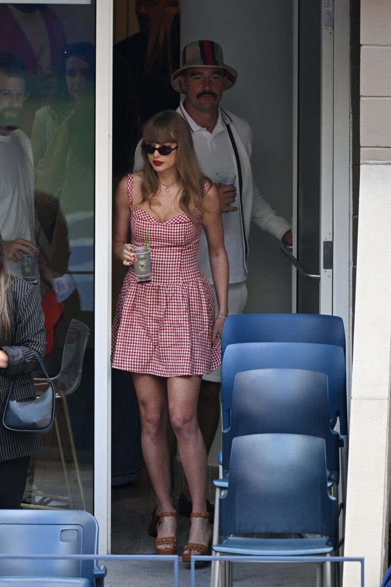 Viewers at US Open claim Taylor Swift, 34, looks “pregnant” after seeing her belly in bodice dress