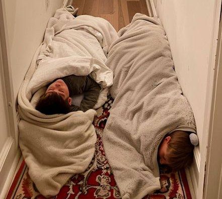 I Came Home to Find My Kids Sleeping in the Hallway — What My Husband Turned Their Bedroom into While I Was Away Made Me Feral