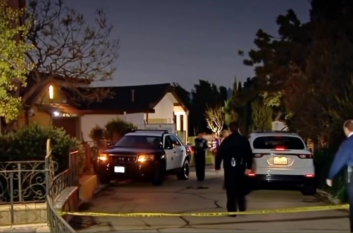 𝖼𝗈𝗆𝖾𝖽𝗂𝖺𝗇 𝖺𝗇𝖽 𝖺𝖼𝗍𝗈𝗋 𝖿𝗈𝗎𝗇𝖽