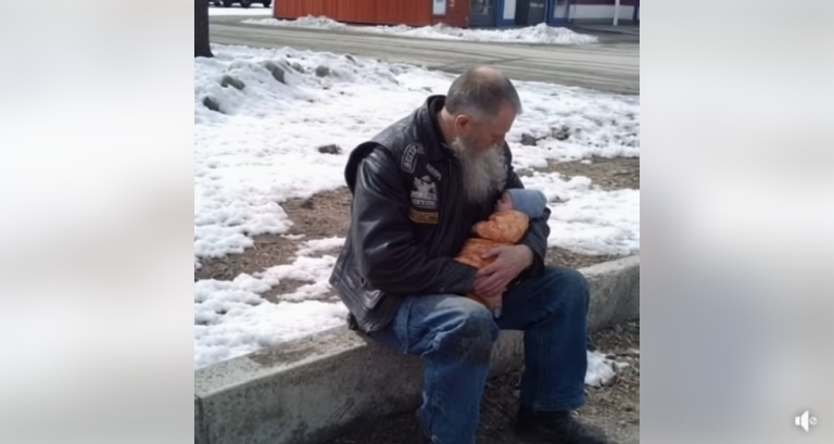 Biker’s Brave Rescue: Saving a Baby in the Snowstorm