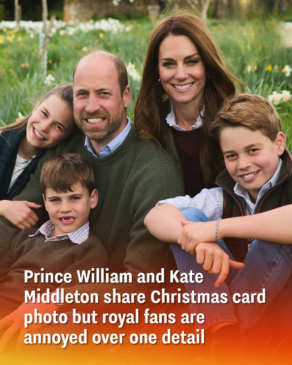 Prince William and Kate Middleton share Christmas card photo but royal fans are annoyed over one detail